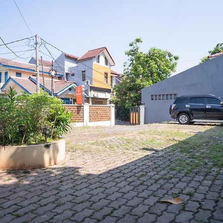 Koolkost Syariah Near Stasiun Rawa Buntu Hotel Tangerang Exterior photo