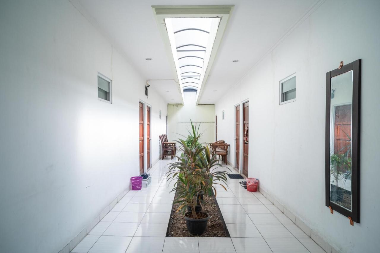 Koolkost Syariah Near Stasiun Rawa Buntu Hotel Tangerang Exterior photo