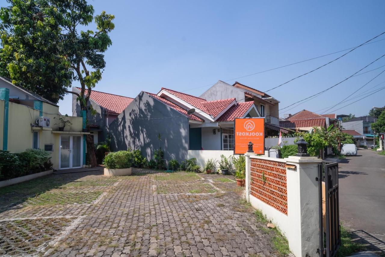 Koolkost Syariah Near Stasiun Rawa Buntu Hotel Tangerang Exterior photo