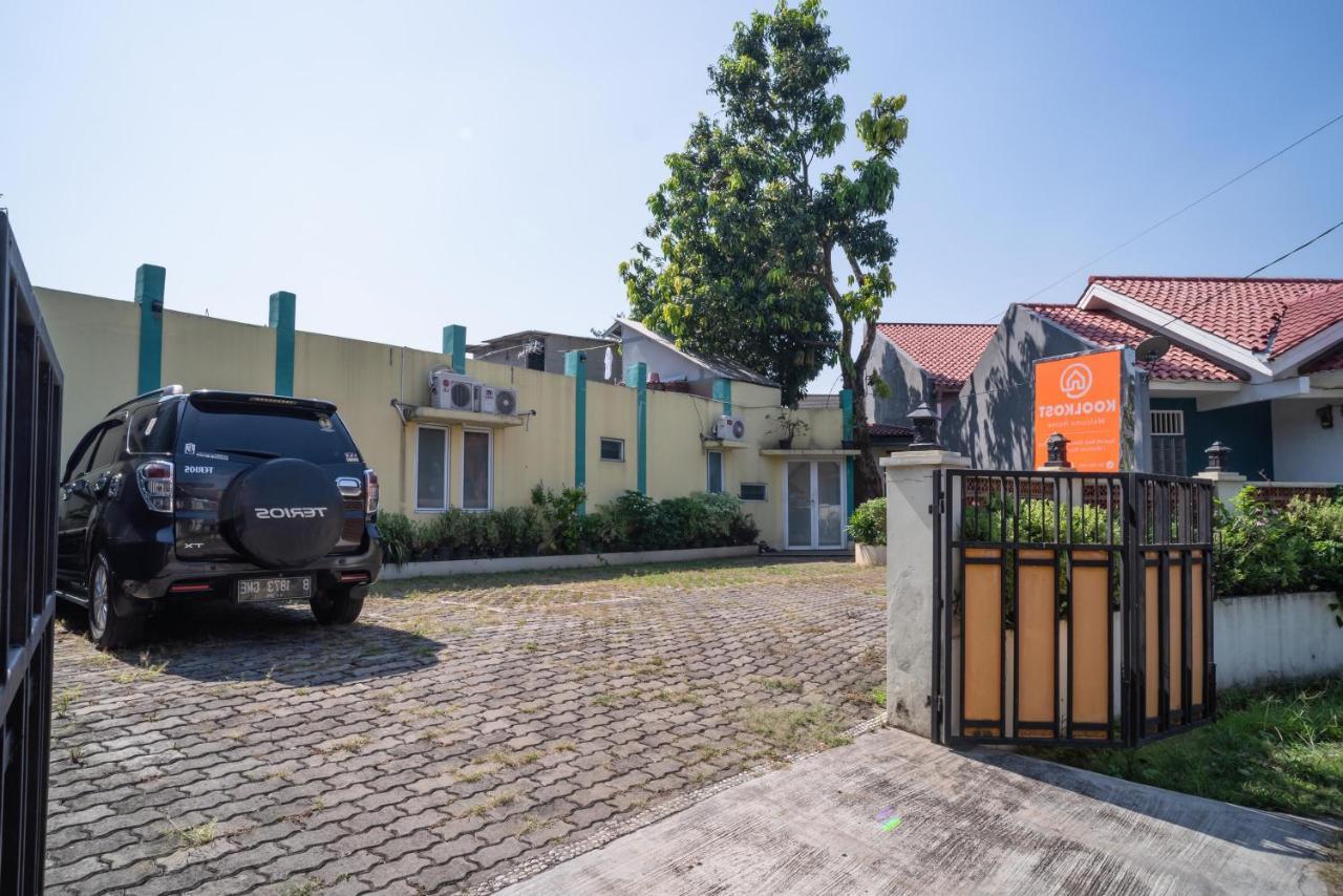 Koolkost Syariah Near Stasiun Rawa Buntu Hotel Tangerang Exterior photo
